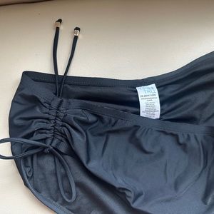TIME AND TRU Woman's Bikini Bathing suit Bottoms in BLACK 2XL